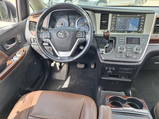 used 2018 Toyota Sienna car, priced at $28,900