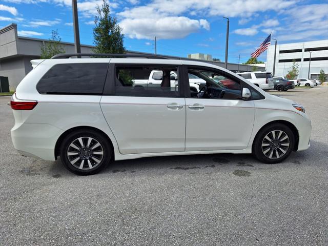 used 2018 Toyota Sienna car, priced at $28,900