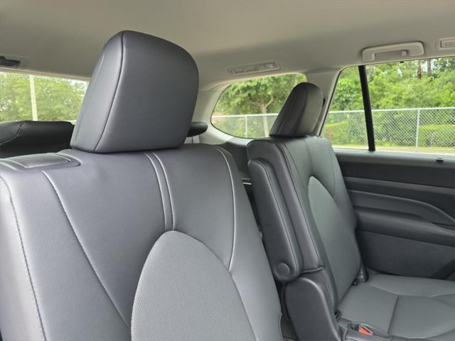 new 2025 Toyota Grand Highlander car, priced at $52,093