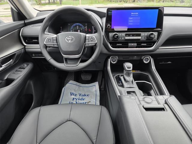 new 2025 Toyota Grand Highlander car, priced at $52,093