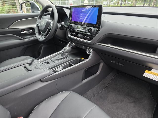 new 2025 Toyota Grand Highlander car, priced at $52,093