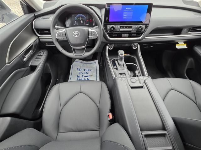 new 2025 Toyota Grand Highlander car, priced at $52,093