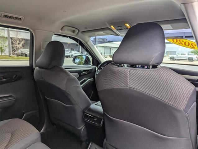 used 2020 Toyota Highlander car, priced at $28,981