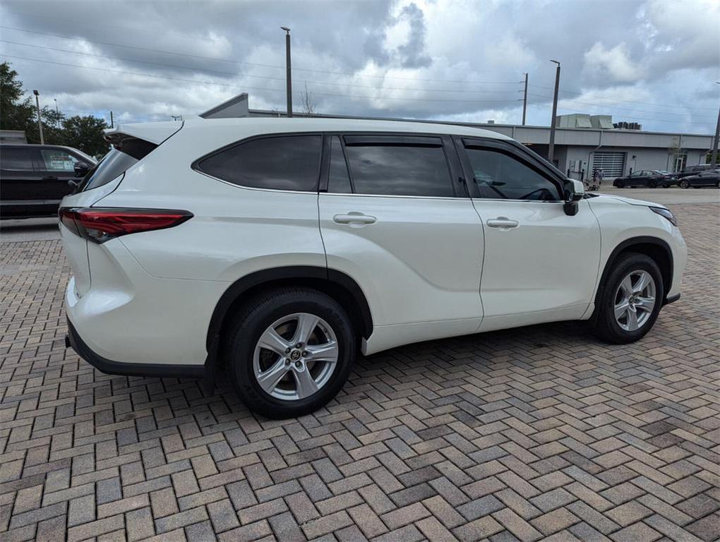 used 2020 Toyota Highlander car, priced at $26,981