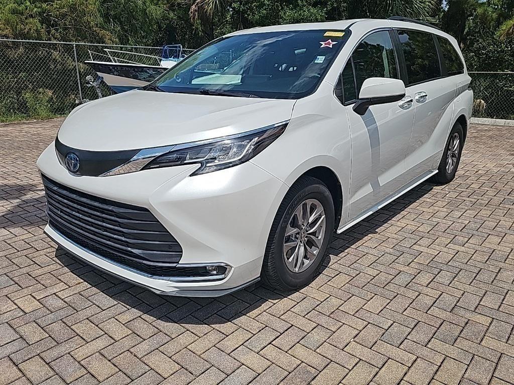 used 2022 Toyota Sienna car, priced at $33,781