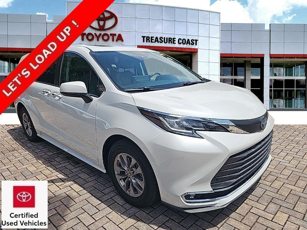 used 2022 Toyota Sienna car, priced at $33,781