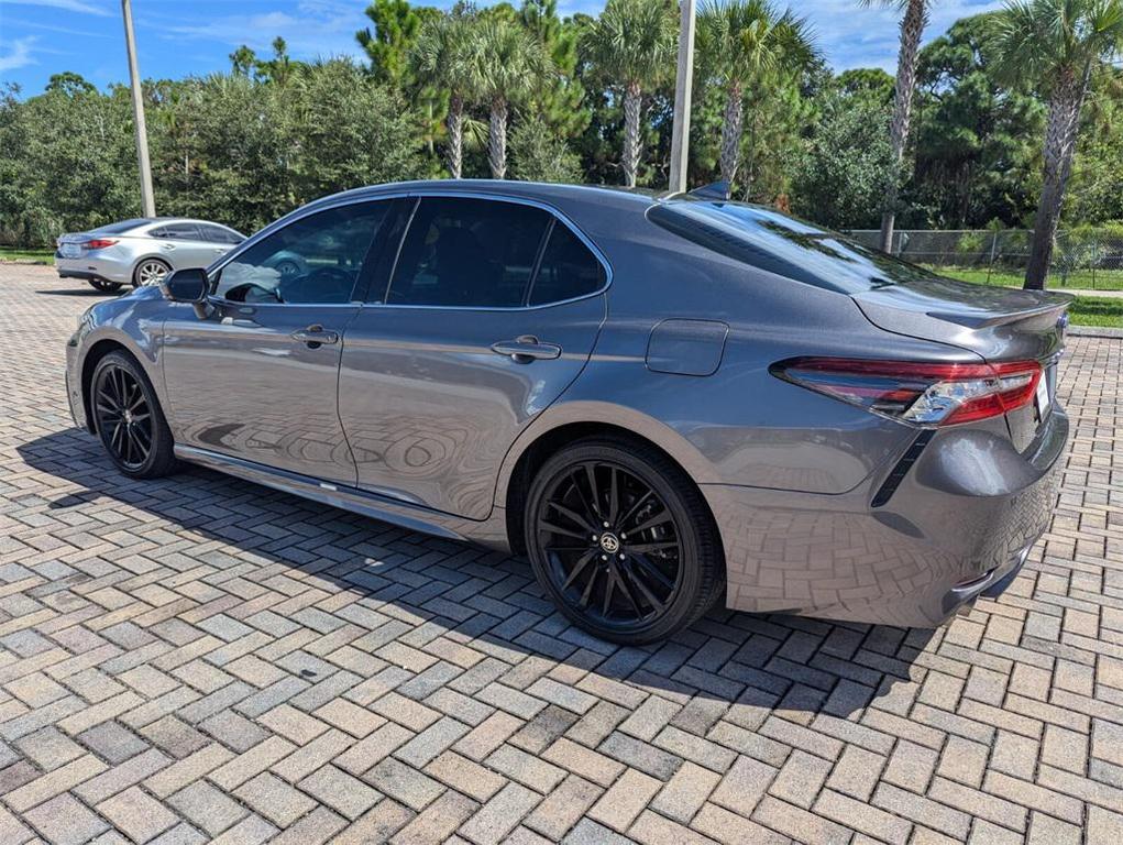 used 2024 Toyota Camry Hybrid car, priced at $31,577