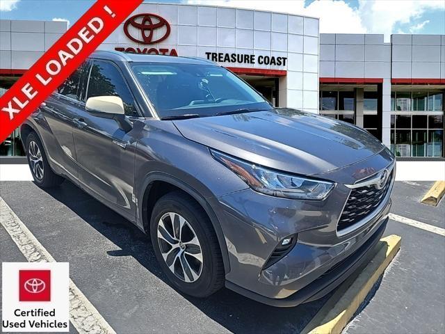 used 2020 Toyota Highlander Hybrid car, priced at $30,981