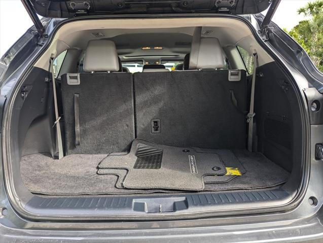 used 2020 Toyota Highlander Hybrid car, priced at $28,891