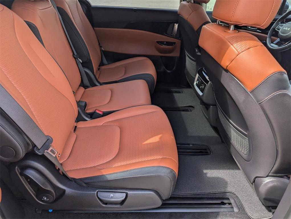 used 2024 Kia Carnival car, priced at $41,361