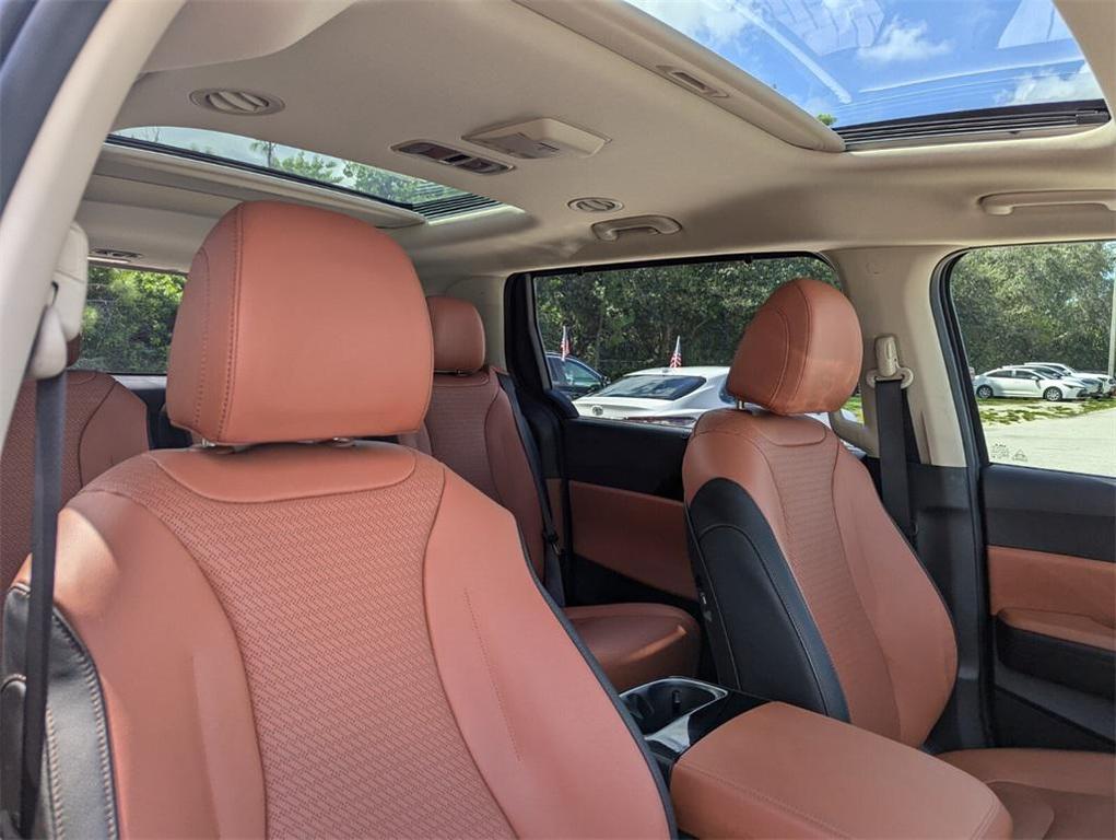 used 2024 Kia Carnival car, priced at $41,361