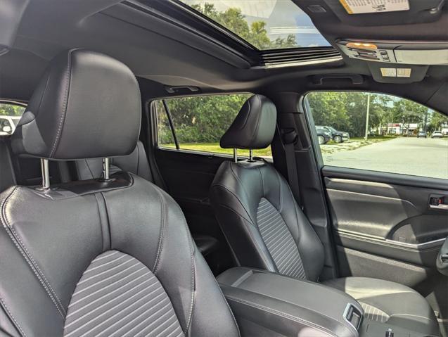 used 2024 Toyota Highlander car, priced at $48,891