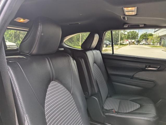 used 2024 Toyota Highlander car, priced at $48,891