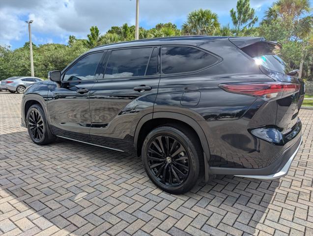 used 2024 Toyota Highlander car, priced at $48,891