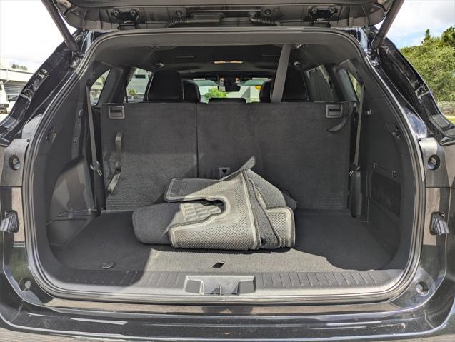 used 2024 Toyota Highlander car, priced at $48,891