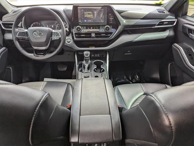 used 2024 Toyota Highlander car, priced at $48,891