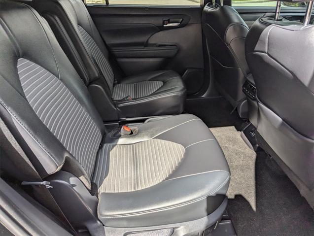 used 2024 Toyota Highlander car, priced at $48,891