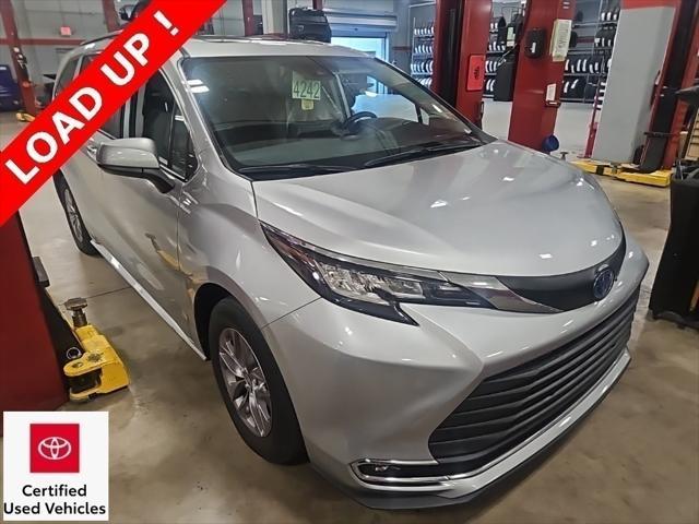 used 2023 Toyota Sienna car, priced at $48,900
