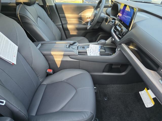 new 2025 Toyota Grand Highlander car, priced at $58,945