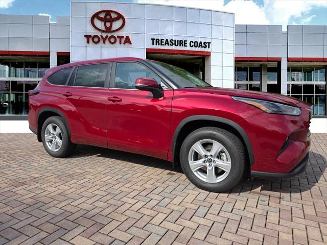new 2025 Toyota Highlander car, priced at $43,521