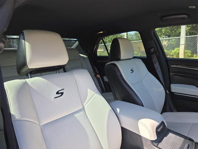 used 2021 Chrysler 300 car, priced at $29,981