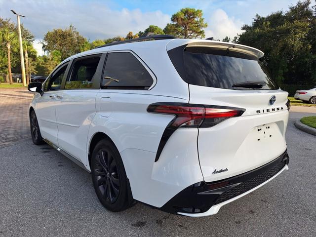 used 2022 Toyota Sienna car, priced at $45,900