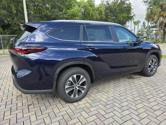 new 2025 Toyota Highlander car, priced at $47,680