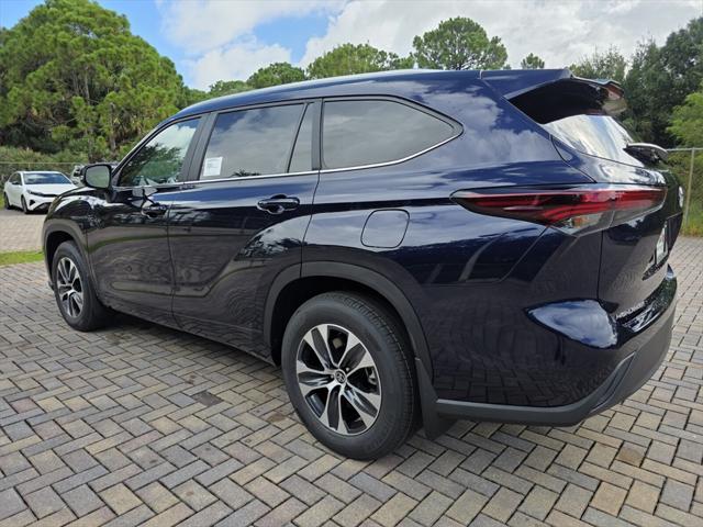 new 2025 Toyota Highlander car, priced at $47,680