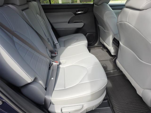 new 2025 Toyota Highlander car, priced at $47,680