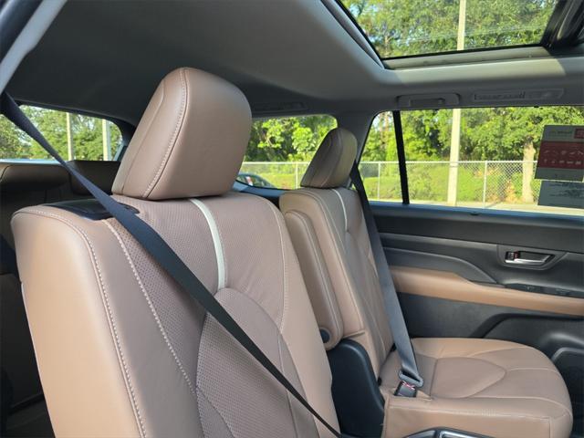 new 2025 Toyota Grand Highlander car, priced at $59,479