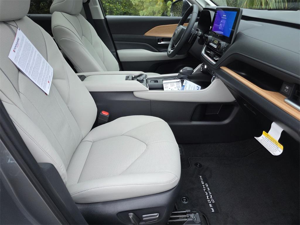 new 2026 Toyota Grand Highlander car, priced at $58,780