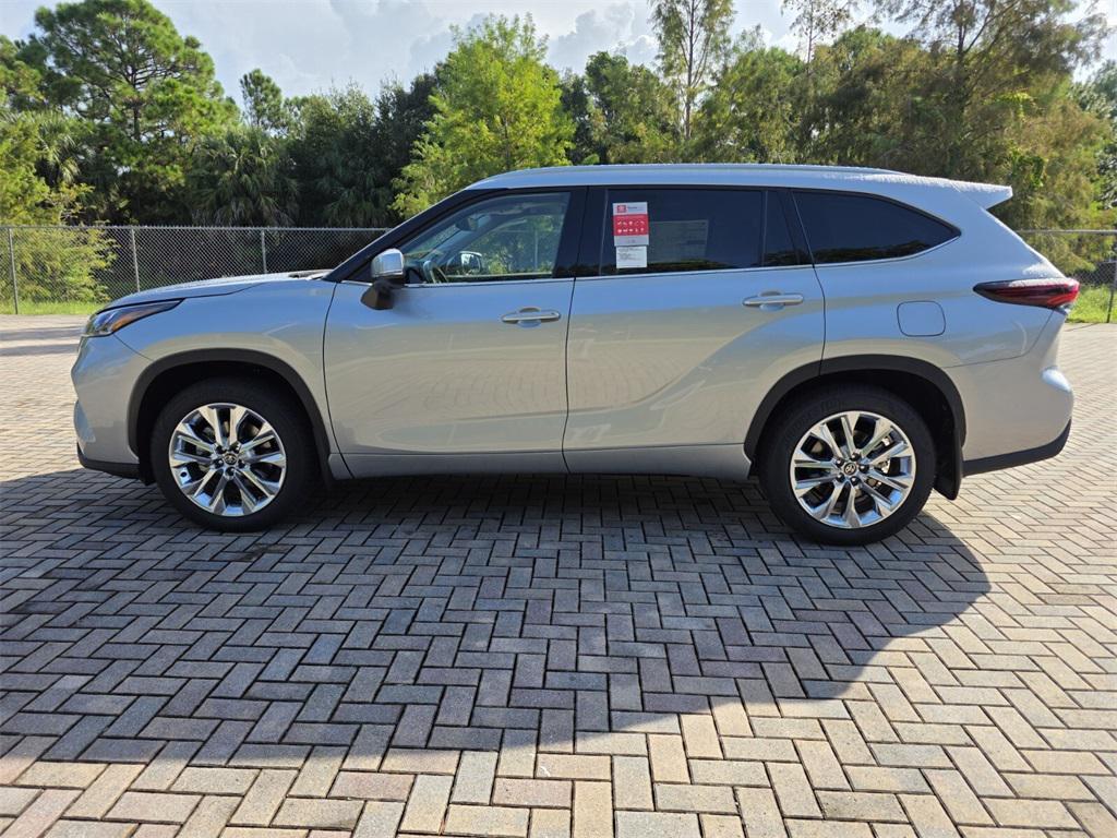 new 2025 Toyota Highlander car, priced at $51,810