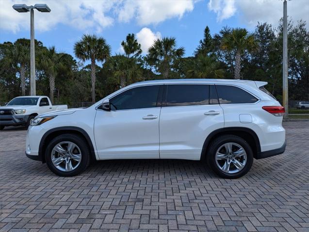 used 2017 Toyota Highlander car, priced at $26,900