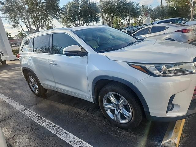 used 2017 Toyota Highlander car, priced at $26,900