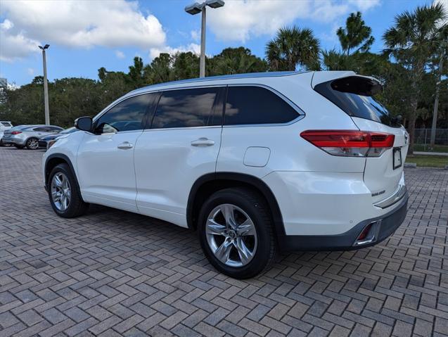 used 2017 Toyota Highlander car, priced at $26,900