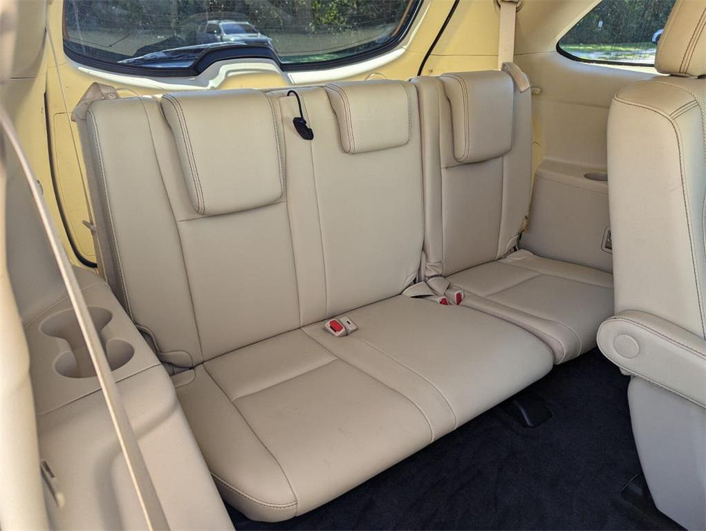 used 2018 Toyota Highlander car, priced at $26,402