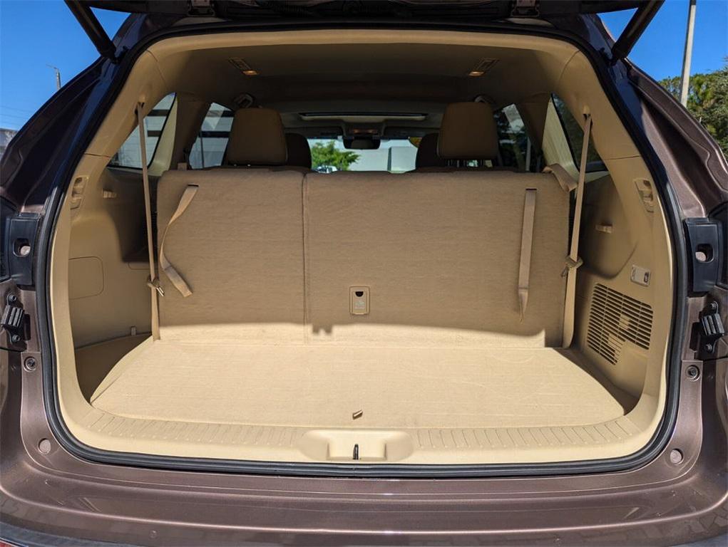 used 2018 Toyota Highlander car, priced at $26,402