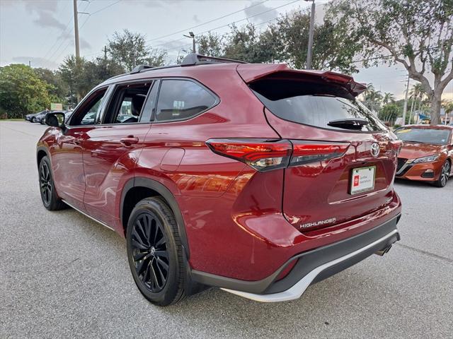 used 2023 Toyota Highlander car, priced at $43,900