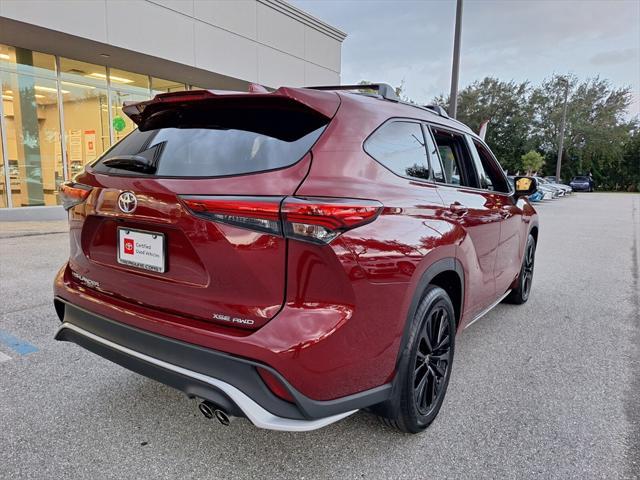 used 2023 Toyota Highlander car, priced at $43,900