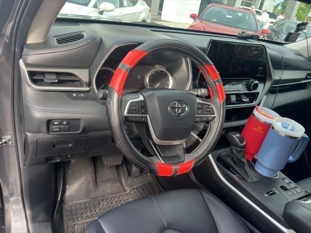 used 2024 Toyota Highlander car, priced at $41,981