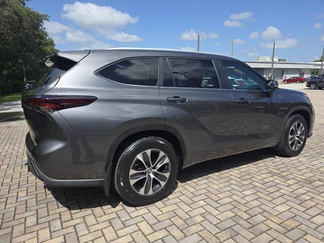 used 2024 Toyota Highlander car, priced at $41,981