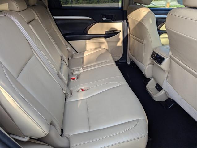 used 2018 Toyota Highlander car, priced at $19,981