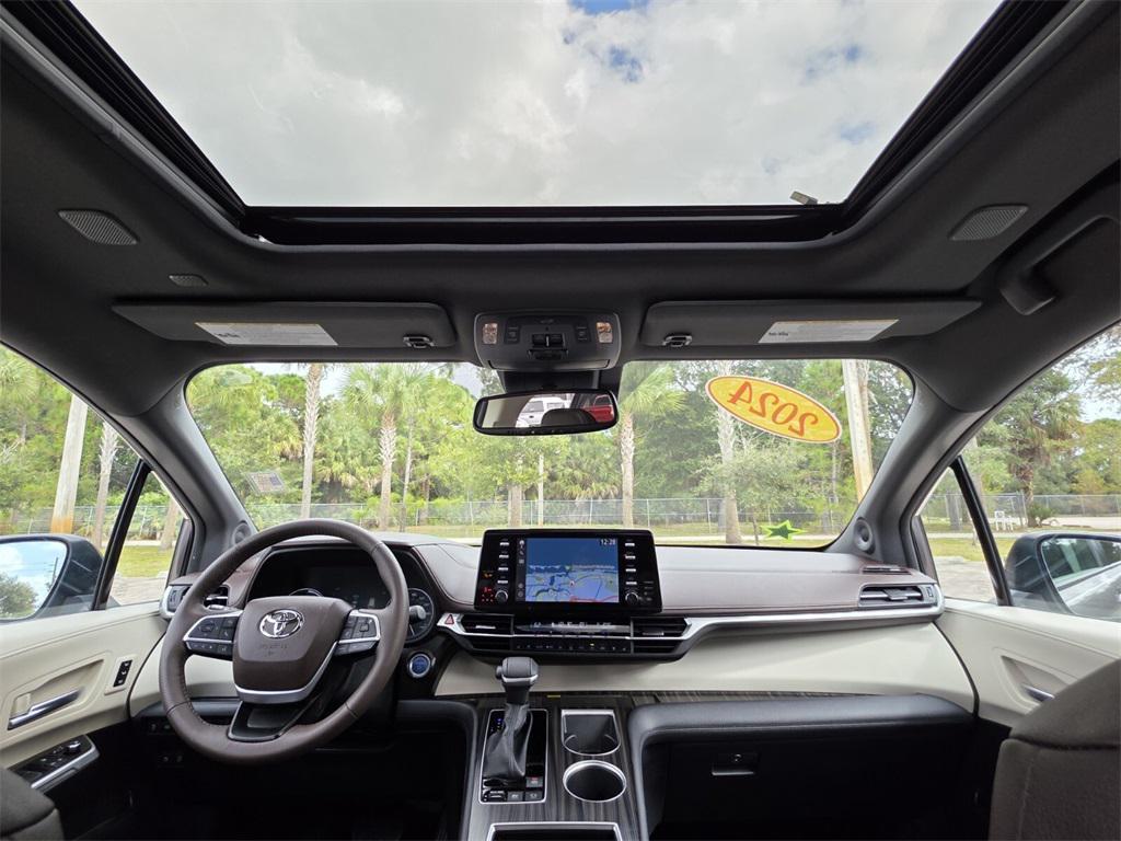used 2024 Toyota Sienna car, priced at $56,992