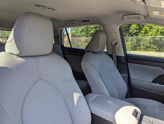 used 2021 Toyota Highlander car, priced at $22,981