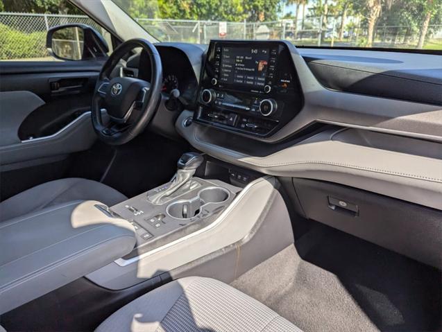 used 2021 Toyota Highlander car, priced at $22,981