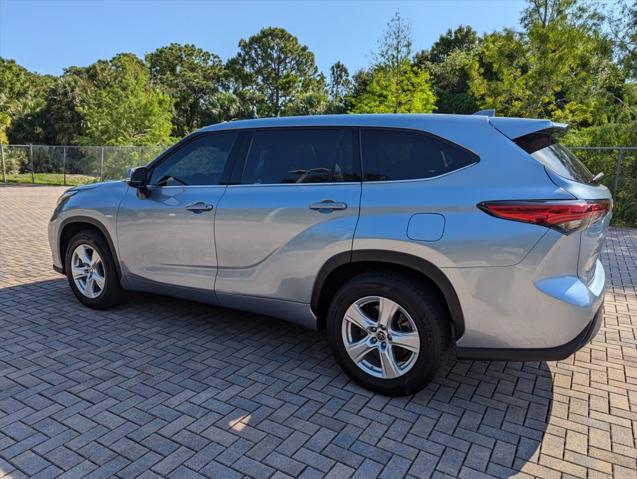 used 2021 Toyota Highlander car, priced at $22,981