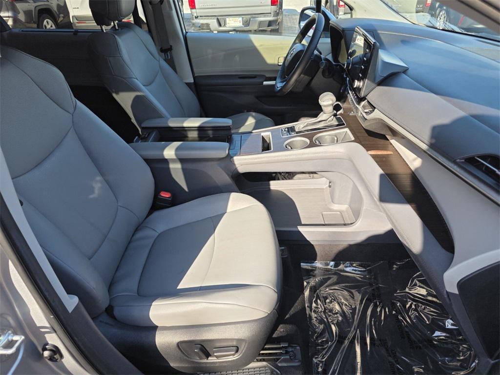 used 2023 Toyota Sienna car, priced at $44,391