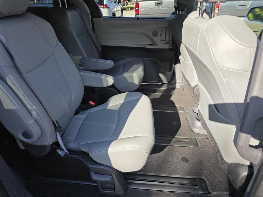 used 2023 Toyota Sienna car, priced at $44,391