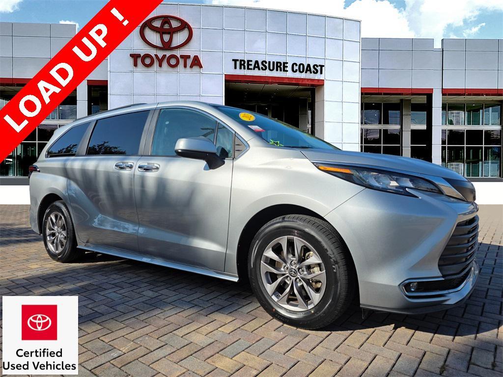 used 2023 Toyota Sienna car, priced at $44,391