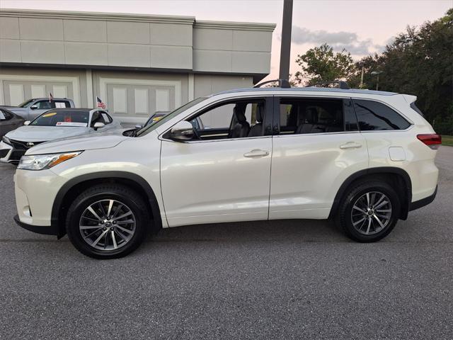 used 2017 Toyota Highlander car, priced at $26,900